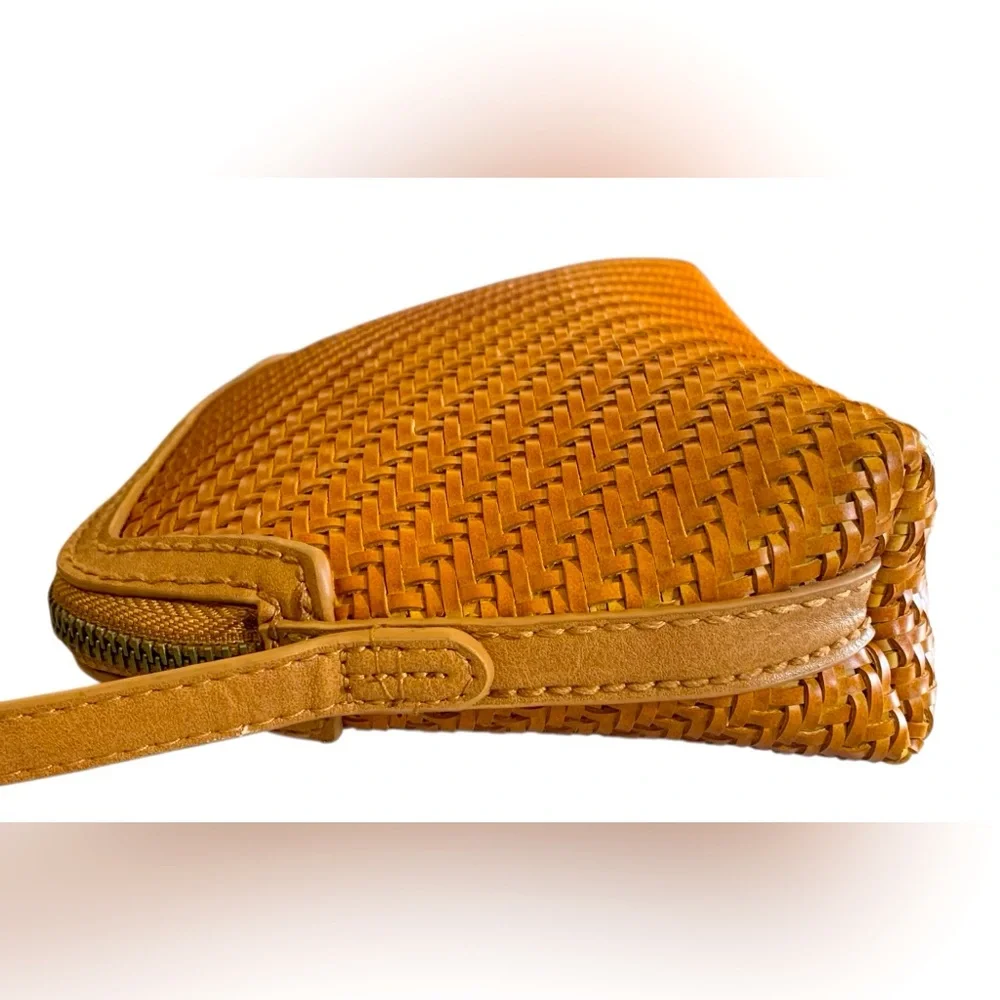 Universal Thread Co, CrossHatch Woven Crossbody‎ - Picture 4 of 7